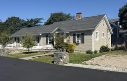 10 Stuart Street, Hyannis, MA 02601