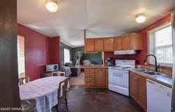 7610 W Nob Hill Blvd, Yakima, WA 98908