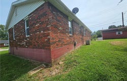 611 Oak Street, Eldon, MO 65026