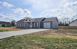 85 Amber Lane, Hustonville, KY 40437
