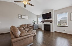 6906 Stone Meadow Drive SW, Cedar Rapids, IA 52404