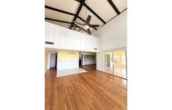734 Kiowa Drive W, Gainesville, TX 76240