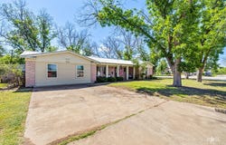 2029 China St, Brady, TX 76825