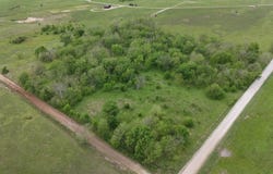 Apache Rd & 210th, Gridley, KS 66852