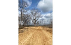 Hines Road, Camden, MS 39045