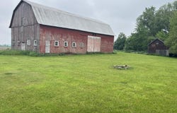 855 E Hansen Road, Scottville, MI 49454