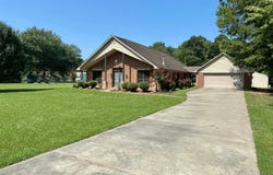 2419 S Rondo Rd, Texarkana, AR 71854