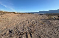 735 E Vulcan Drive, Meadview, AZ 86444