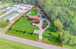 2625 Old Dobbins Bridge Road, Townville, SC 29689