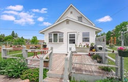 3732 E 6th St, Superior, WI 54880