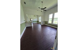 206 Dallas Street, Yoakum, TX 77995