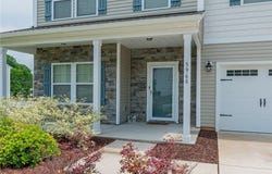5968 Crescentbrook Lane, Clemmons, NC 27012