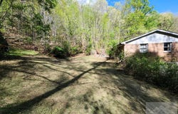 194 Naples Ln., BLUEFIELD, WV 24701