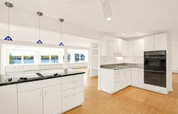 10 Island Avenue, Kittery, ME 03904