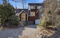 17 Wildflower Path, Hudson, MA 01749