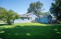 255 North 2nd Street, Warsaw, IL 62379