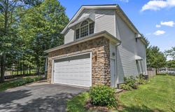 334 Glenridge Circle, Howard, OH 43028