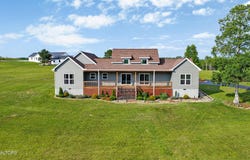 788 Vista View Pkwy, Jamestown, TN 38556