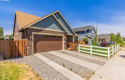1832 4TH ST, Hood River, OR 97031
