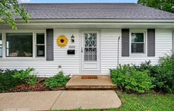 520 W Benton Street, Winterset, IA 50273