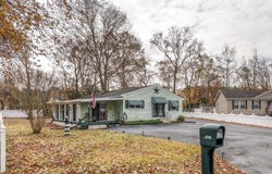 37526 OAK ST, OCEAN VIEW, DE 19970