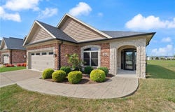 1864 Mystic Falls Circle, Jeffersonville, IN 47130