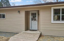 111 N Redwood Drive, Greentown, PA 18426