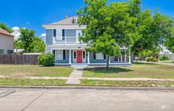 2 N Adams St, San Angelo, TX 76901