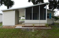 38129 Woodgate Lane, Zephyrhills, FL 33542