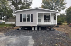 165 Windsor Street, Walnutport, PA 18088