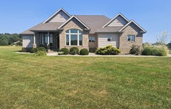 15228 E Holland Drive, Mt Vernon, IL 62864
