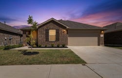 616 Sand Point Drive, Fort Worth, TX 76131