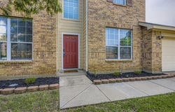 10713 Ivy Creek Lane, Fort Worth, TX 76140