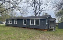 177 Knapp Street, Allegan, MI 49010