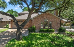 312 Tree Grove Circle, Waco, TX 76712
