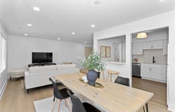 4865 Woodland Avenue unit: 1, West Des Moines, IA 50266