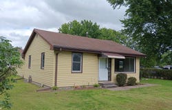 431 W Main Street, Agency, IA 52537