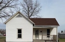 508 Ellsworth AVE, Marshall, MO 65340