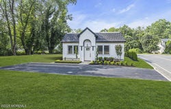 241 W Farms Road, Farmingdale, NJ 07727