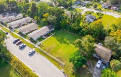 747 Roane Road, FL 34711