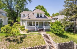 1622 S 22nd Street, St Joseph, MO 64507