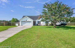 204 Bottle Branch Drive, Burgaw, NC 28425