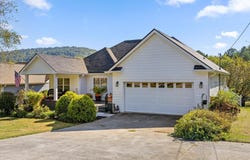 5710 Edgmon Road, Ooltewah, TN 37363