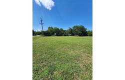 309 S Falls Street, Mart, TX 76664