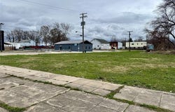 Harbor Street, Conneaut, OH 44030