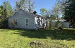 813 Eaton St, Corning, AR 72422