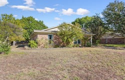 231 Del Rio Drive, Hewitt, TX 76643
