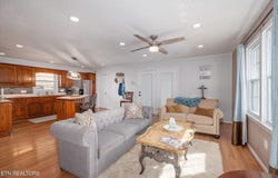 334 Wartrace Hwy, Pleasant Shade, TN 37145
