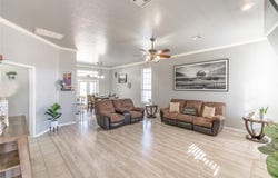 629 E Elder Lane, Mustang, OK 73064