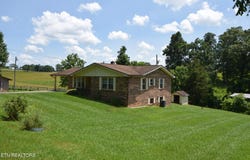 1239 Watson Chapel Rd, New Tazewell, TN 37825